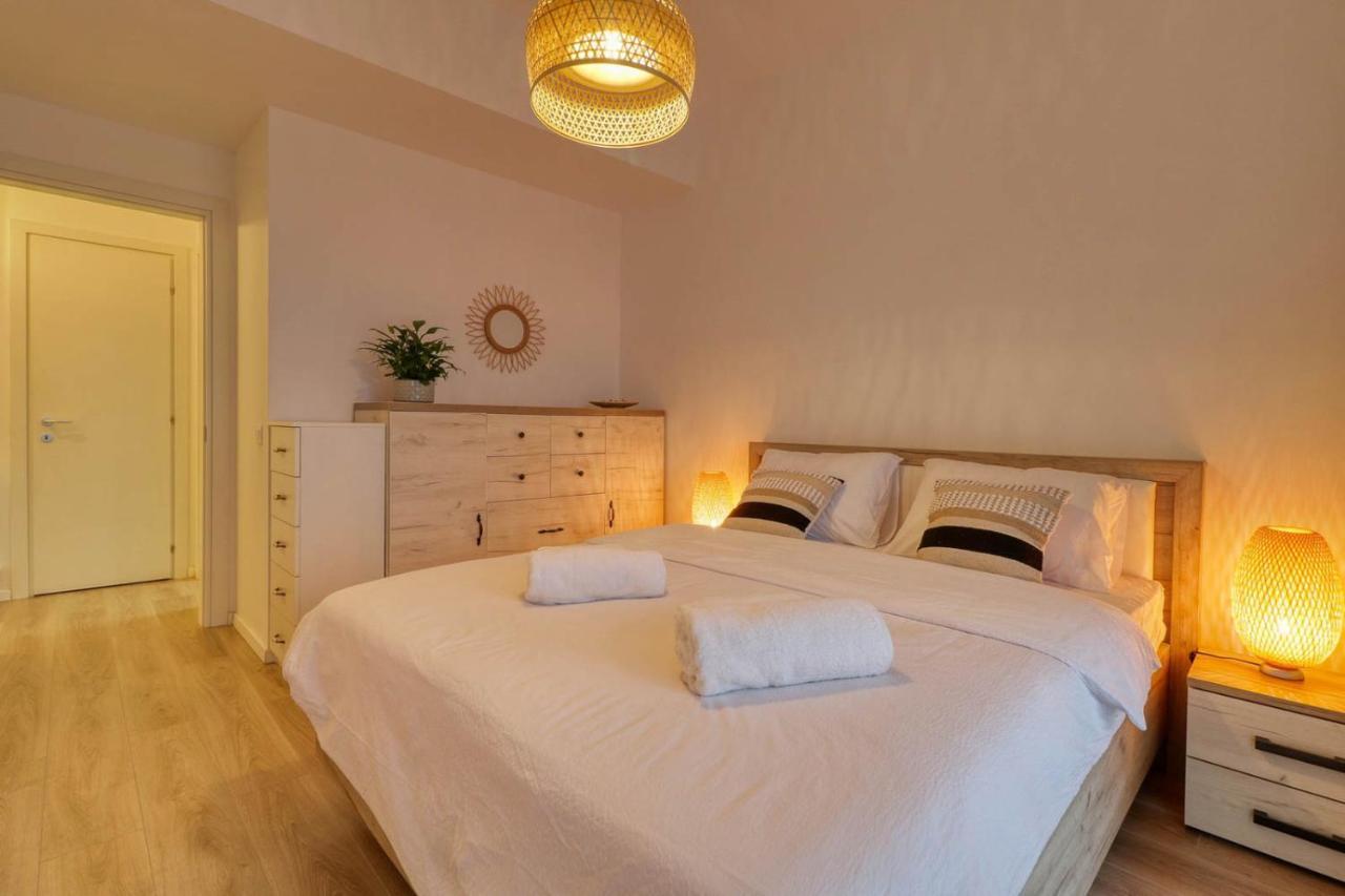 Inspiration Station - My Joyful, Cosy&Inviting Apt - Smart Thermostat - Private Parking - Ior Park - Long Term Price Cuts Бухарест Экстерьер фото