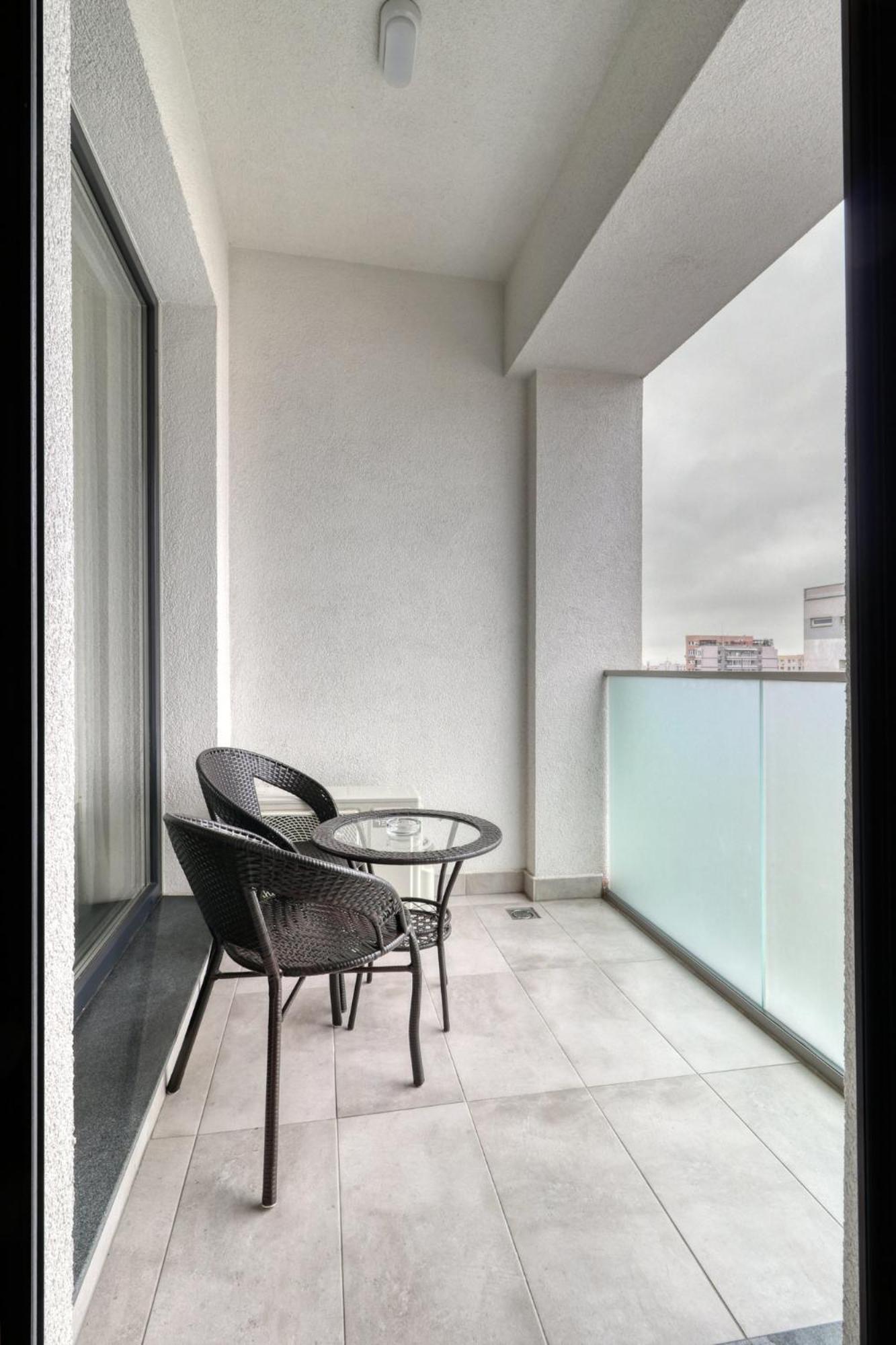 Inspiration Station - My Joyful, Cosy&Inviting Apt - Smart Thermostat - Private Parking - Ior Park - Long Term Price Cuts Бухарест Экстерьер фото