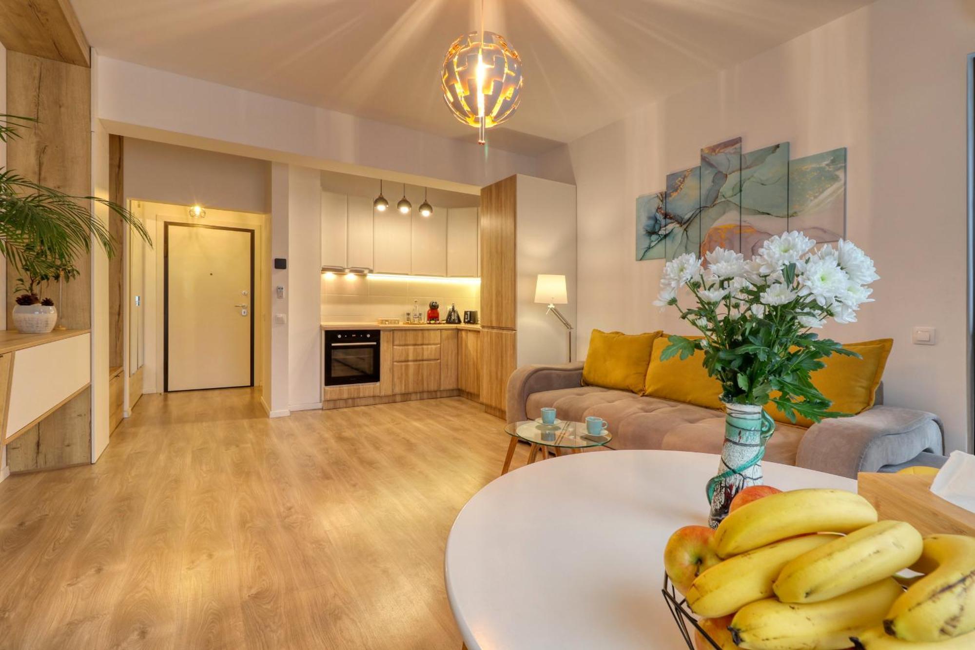 Inspiration Station - My Joyful, Cosy&Inviting Apt - Smart Thermostat - Private Parking - Ior Park - Long Term Price Cuts Бухарест Экстерьер фото